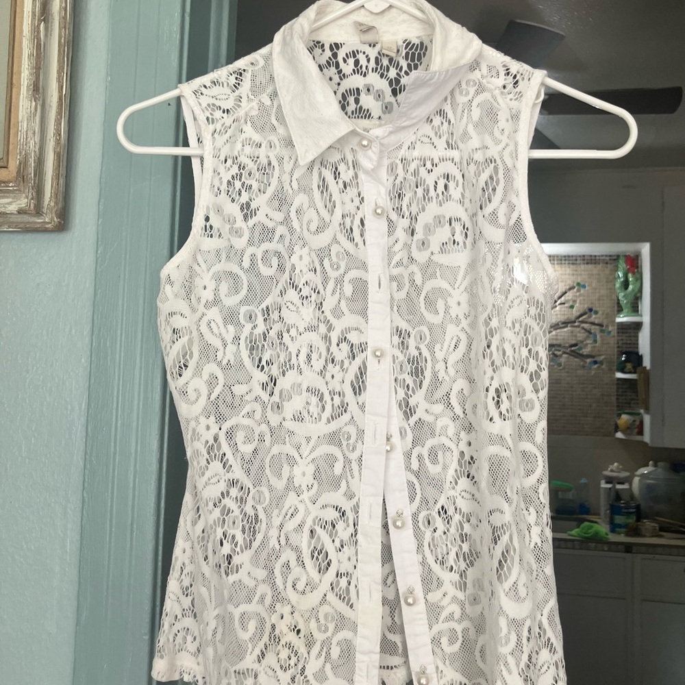 Madison White Sleeveless Lace Button-Up Blouse